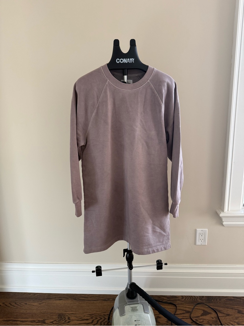 Wilfred Long-Sleeve Crewneck Sweatshirt Dress -Mauve